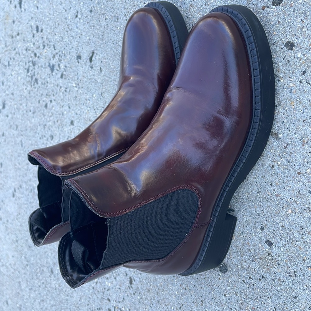 women’s dark wine boots worn once light weight by Aldo! - Picture 5 of 6